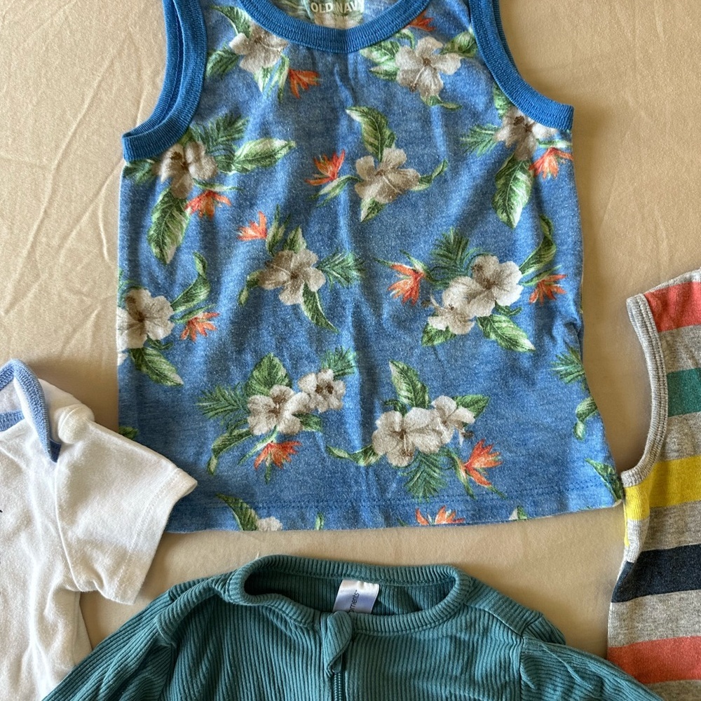 12 Month Clothing Bundle - Picture 3 of 7